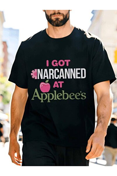 799 تي شيرت رجالي مضحك بطباعة "I Got Narcanned At Applebee's" بوزن 180 جرام، ...