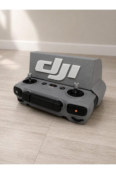 DJI RC2 Kumanda Ekran Güneşliği | Ekranı güneş ışığından korur, yansımayı azaltarak daha net görüntü sağlar.