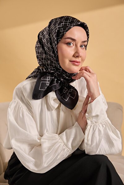 Silk Home Μεταξωτό μαντήλι τουίλ με αλυσίδα σε μαύρο χρώμα
