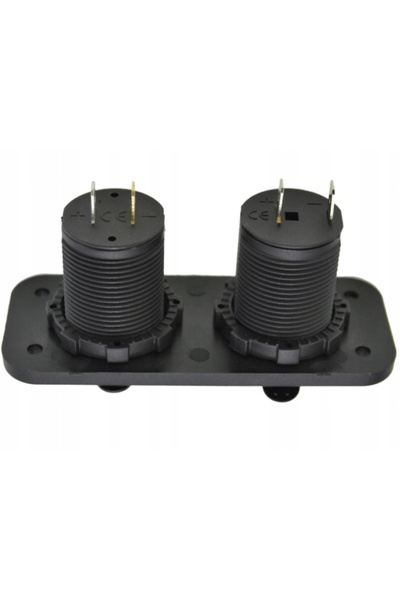 NO BRAND PANOU PENTRU IAHT – PRIZĂ PENTRU BRICHETĂ + ÎNCĂRCĂTOR 2x USB 12V