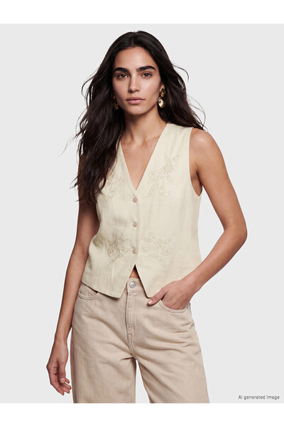 LC Waikiki Waistcoasts &amp;   Veste - Femei