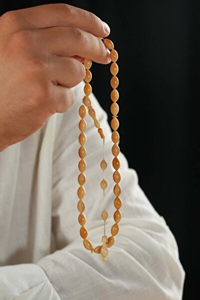 dergah tesbih Handcrafted design with natural pomegranate seed beads