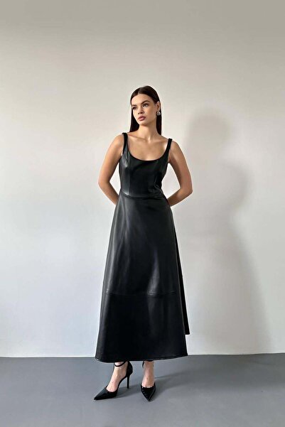 Moda Days فستان نسائي متوسط الطول بحزام أسود وياقة مربعة من الجلد الصناعي وتف...