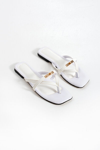 DUXAL SHOES صندل زوي ذو تصميم أنيق ومزود بإبزيم ومقدمة مربعة