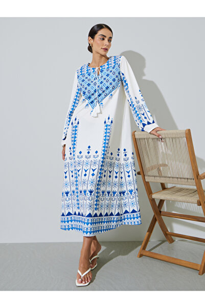 Styli Blue and White Geometric Print Long Sleeves Maxi Jalabiya