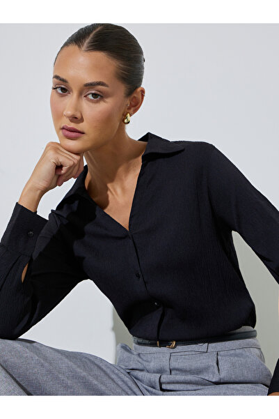 Styli قميص أسود بأكمام طويلة وملمس مميز
