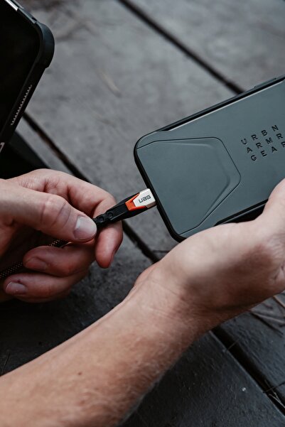 NO BRAND Cablu USB-C la USB-C UAG SRGE 20Gbps 240W Încărcare rapidă