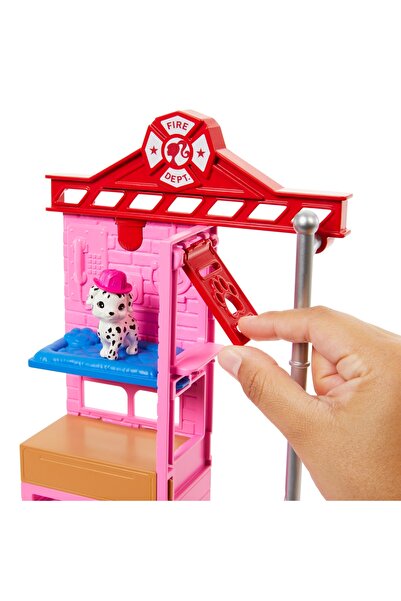 Barbie LALKA SET POMPERI STAȚIE DE POMPERIE FIGURINĂ CÂINE ACCESORII HRG55