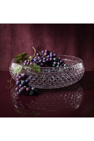 AKDEN STORE Cut Crystal Decorative Glass Presentation Bowl / Salad Bowl