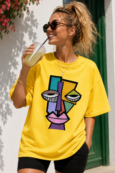 ArtYus Modern Abstract Face Print Crew Neck Casual Unisex Oversize T-Shirt - ...