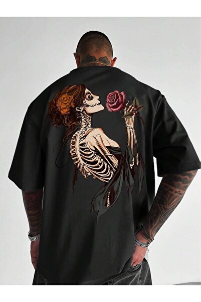 4Car Men's Round Neck With Graphic Print, A Casual T-Shirt For Men.