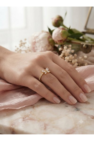 stainless steell Gold Color Zircon Stone Butterfly Model Adjustable Ring