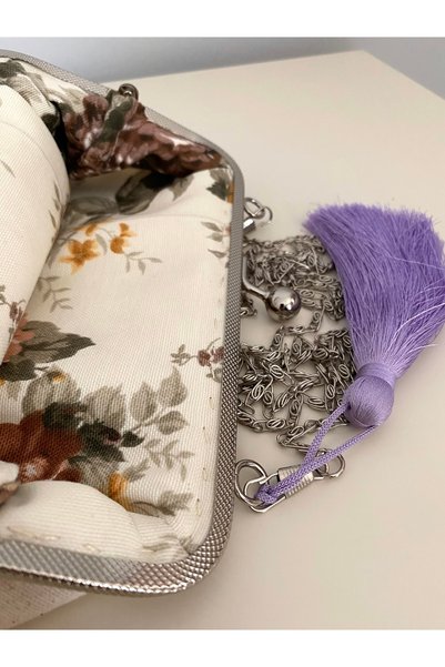 Arzu Demir 25X15 cm Size Wildflower Themed 100% Hand-Embroidered Linen Lightweight Vintage Bag