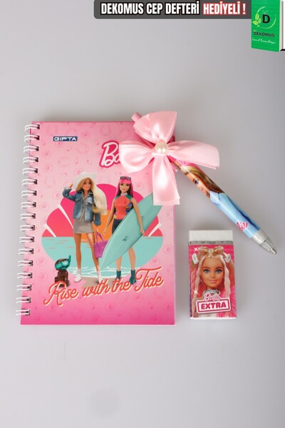Barbie x Dekomus Lisanslı A6 Bloknot, Kurdele Başlıklı Uçlu Kalem ve Silgi Seti