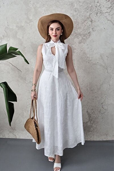 Elbee Fashion Woman Εκρού Φόρεμα με Κέντημα και Δέσιμο στο Λαιμό