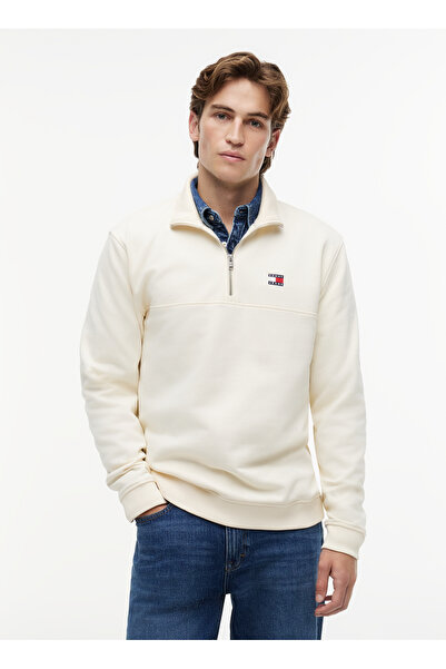 Tommy Jeans Bej Erkek Sweatshirt DM0DM23200AEF TJM REG BADGE QZ EXT