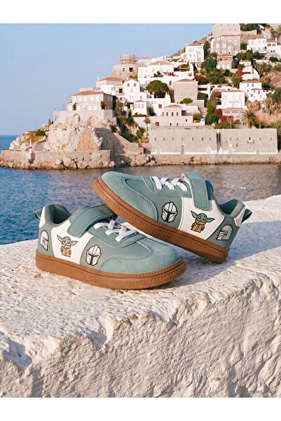 LC Waikiki حذاء رياضي للأولاد مطبوع عليه Green Star Wars من LCW STEPS