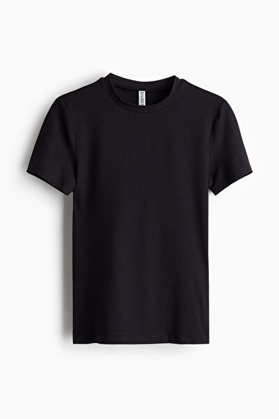 H&M Bedene Oturan Tişört