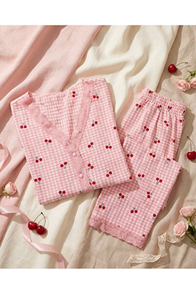NOCHES PYJAMAS طقم بيجامة نسائي وردي اللون بأزرار بنقش مربعات وردي اللون ونحي...