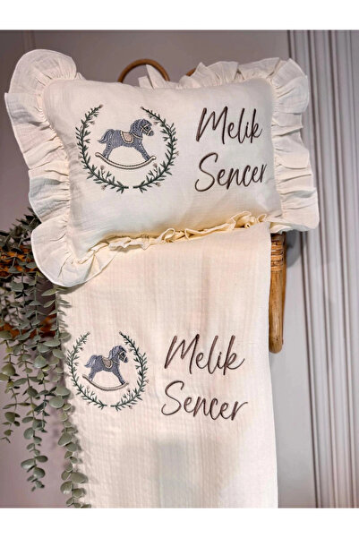 lambkin Nakışlı İşlemeli Müslin İsimli Yıldız Desen Battaniye ve Fırfırlı Yastık
