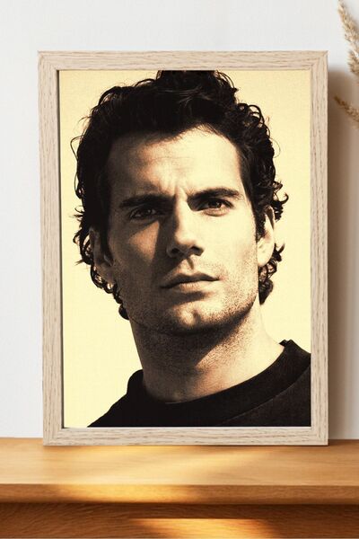 Luna Marissa Henry Cavill Poster - Çerçevesiz Kalın Kağıt Henry Cavill Posteri