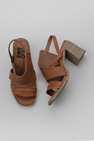 Bueno Shoes طابا داكن جلد كعب عالي للنساء صندل 01wy3705
