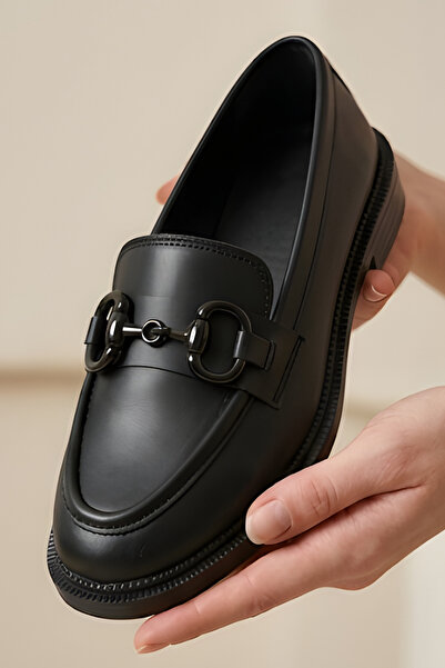 ZOLESSA Kadın Siyah Loafer Siyah Toka Detaylı Klasik Ayakkabı Deri Casual Gün...