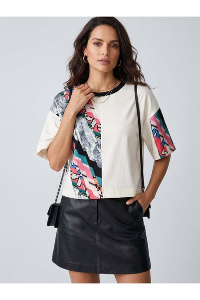 FARREN Women's Black Asymmetrical Patterned Short Sleeve Blouse |   Frn Line