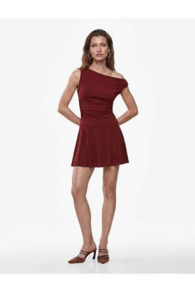 Koton X Melis Ağazat - Slim Fit Aksesuar Detaylı Asimetrik Kesim Tek Omuz Min...
