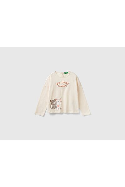 United Colors of Benetton تي شيرت بناتي بأكمام طويلة ورقبة دائرية وطبعة
