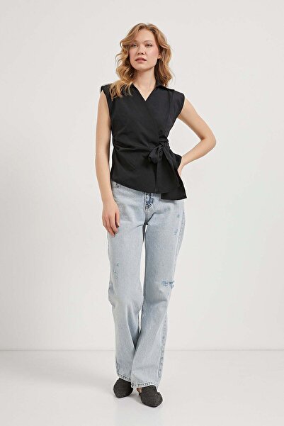 Arma Life Armalife 4803, a strapless double-breasted blouse