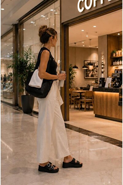 Bambi Siyah Leather Kadın Terlik K04991060403