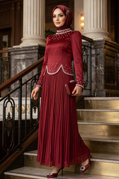 N.S NEVA STYLE فستان سهرة بتفاصيل خرزية باللون العنابي مع حجاب 55651BR