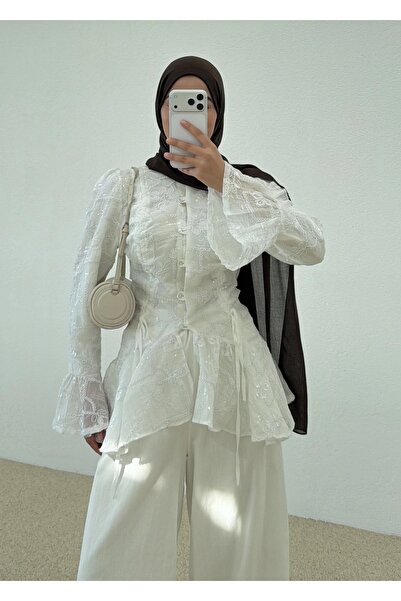manana fashion Δαντελένια Μπλούζα Ειδικής Σχεδίασης με Λεπτομέρειες Χαρακτηρι...