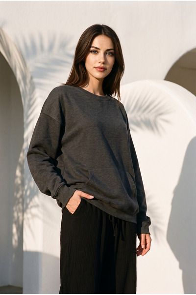 Amia&Co. Antracit basic supradimensionat Swea pentru femei tricou