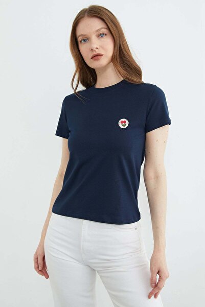 Fulla Moda Tricou guler rotund cu broderie florală