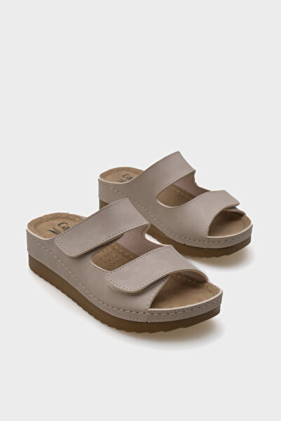Capone Outfitters Anatomical Soft Comfortable Sole Wedge Heel Mother's Slippers