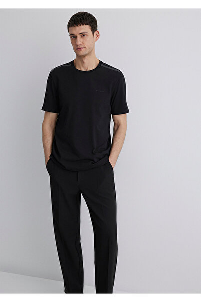Mavi Μαύρο Μαύρο T-Shirt Regular Fit / Normal Cut 0612689-900