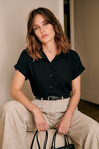 armonika Γυναικείο μαύρο κοντομάνικο πουκάμισο ARM-19Y001088