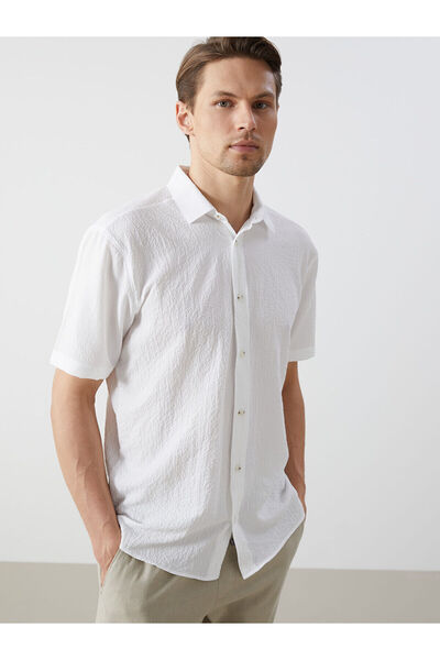 LC Waikiki Nevavm Regular Fit Short Sleeve Men's Basic Shirt with Difference