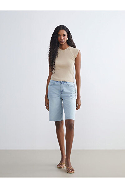 LC Waikiki شورت جينز نسائي من Bermuda Fit