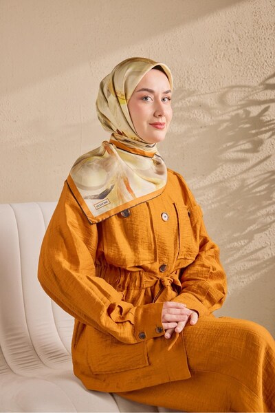 Silk Home Eșarfă din mătase twill, tip petală, portocalie 90x90