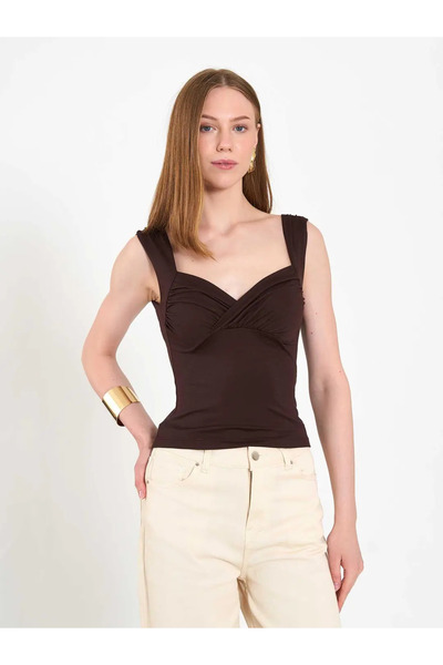 Caddebostan Moda Women's Draped Front Square Neck Sleeveless Knitted Blouse