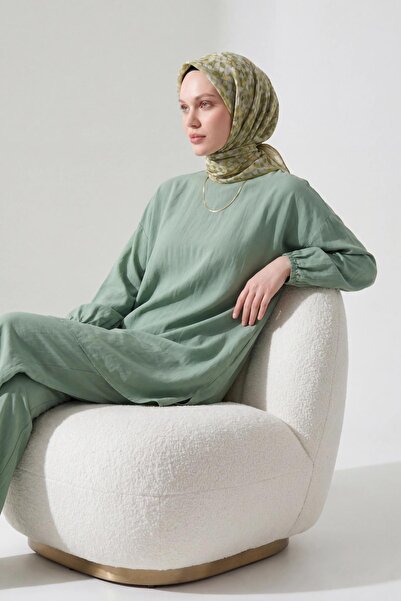 Silk Home وشاح ناعم بتصميم ريترو موزاييك باللون الأخضر الفستقي 90x90