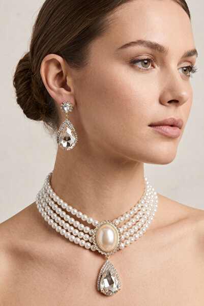 PETEK AKSESUAR Pearl and Stone Crystal Choker Necklace Earring Set