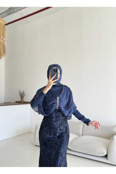 winessa moda Aura Abiye