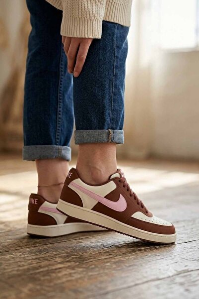 Nike Women's Brown Sports Shoes Retro Pink Logo Casual Sneaker Running Walking