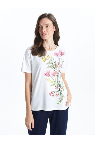LC Waikiki Nevavm Women's Floral T-Shirt with Oval Collar and Difference