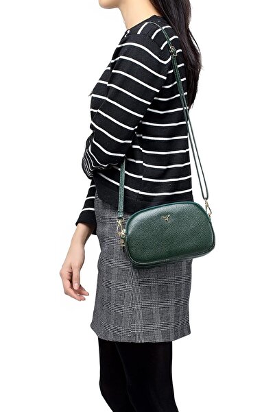 Generic Small natural leather crossbody bag, and a modern design shoulder bag...