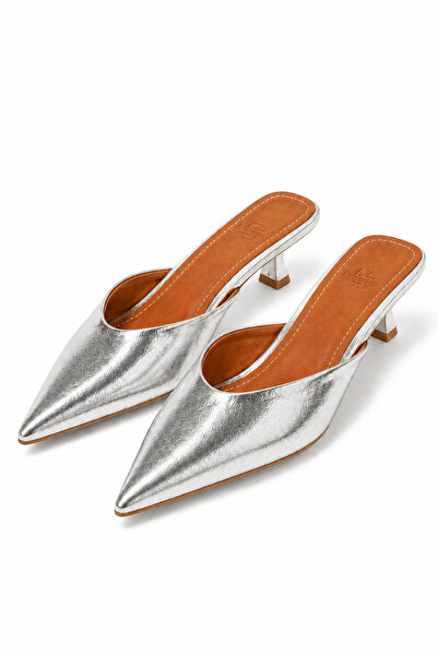 Generic Brand Ozy Women's Pointed Toe Low Heel Silver Patent Leather Heeled Slippers 4cm